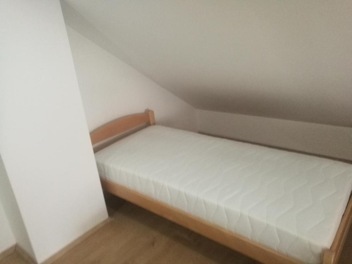 Apartma Burjuca Appartement Ajdovščina Buitenkant foto